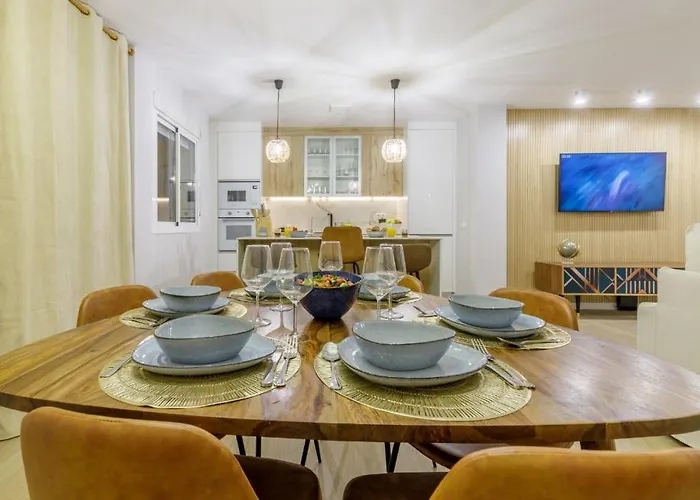 Picasso 2 Luxury